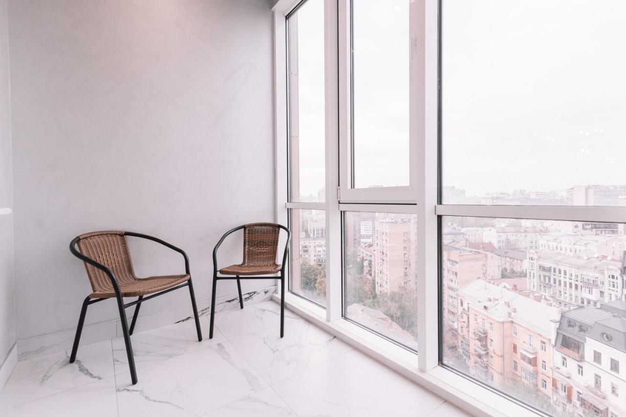Royal Tower Vip Smart Apartments 1 Kiev Exteriör bild
